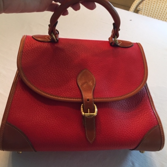 Vintage Red Dooney & Bourke Bag 🥰 - Picture 2 of 5